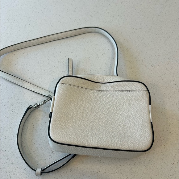 Henri Bendel White Leather Crossbody Bag Purse $300 - Picture 4 of 6
